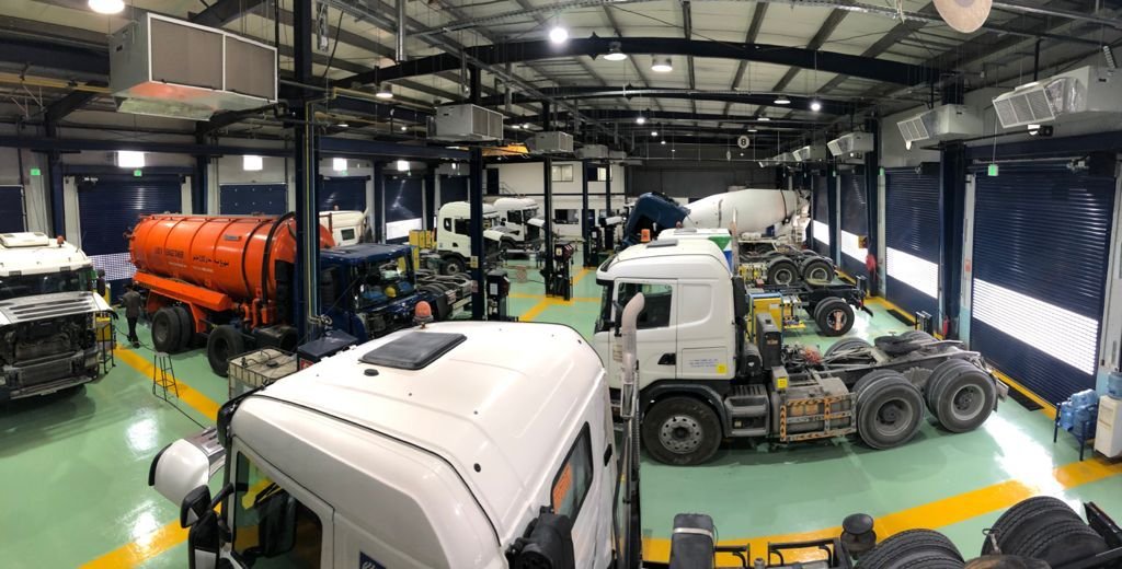 SV Auto workshop — service bay